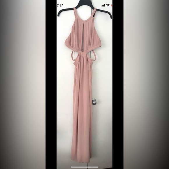 Stunning Long Pink Cut-Out Dress - Picture 3 of 4